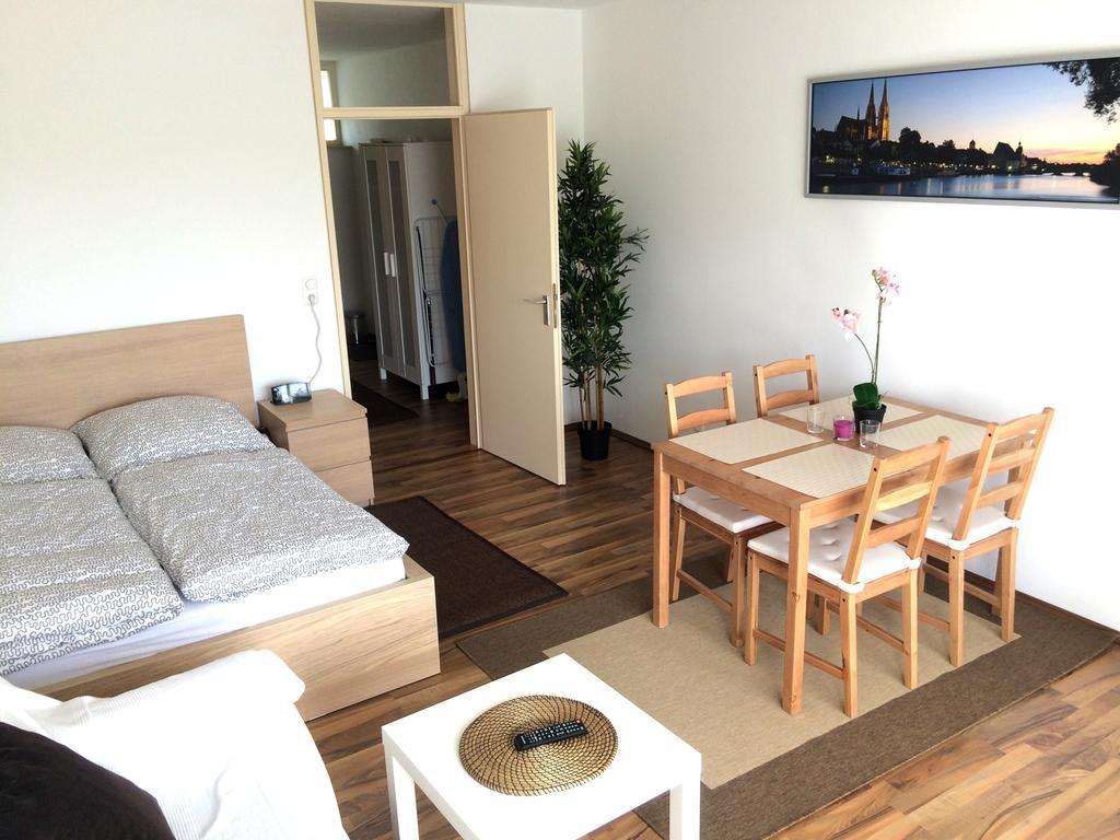 Apartment Westside Ratisbonne Chambre photo